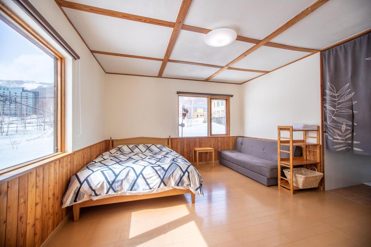 Matsu House With Air Conditioner - 5 Min To Rusutsu Ski Resort Exterior photo