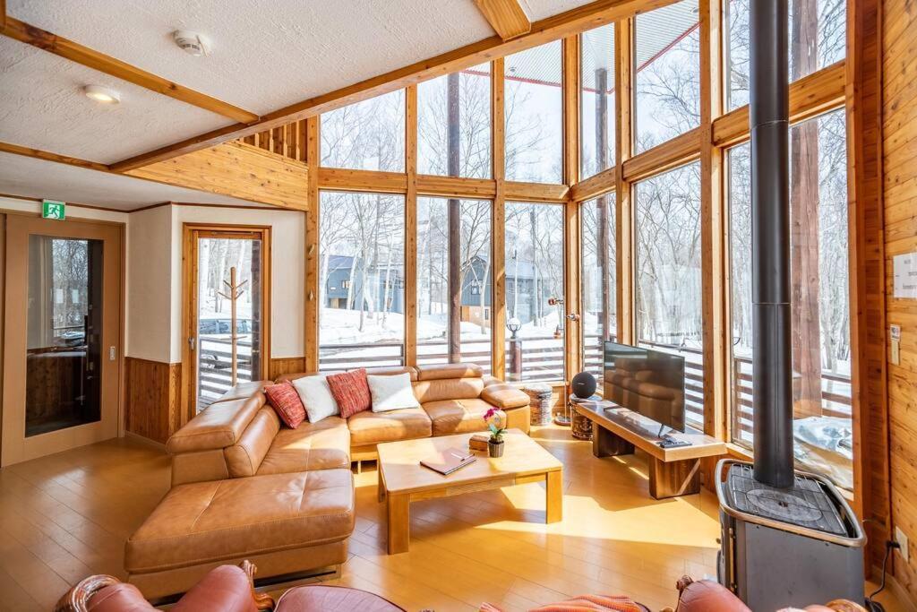 Matsu House With Air Conditioner - 5 Min To Rusutsu Ski Resort Exterior photo